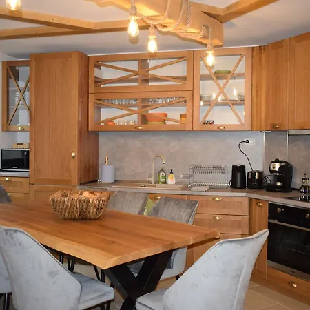 супер луксозен в Winslow