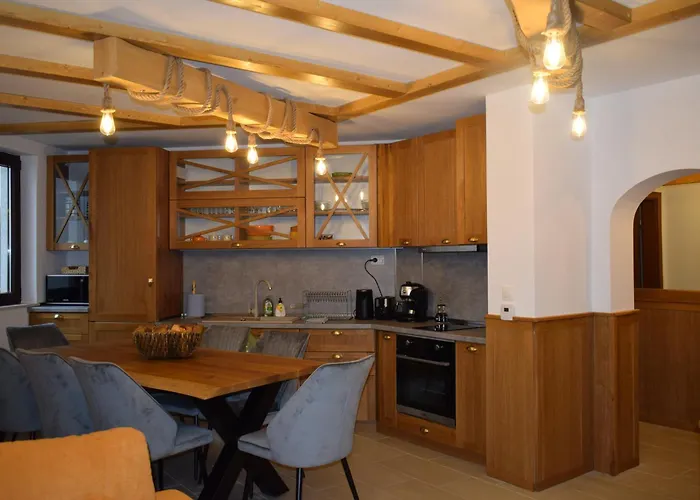 супер луксозен в Winslow Daire